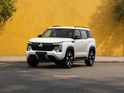 Mitsubishi Pajero đời mới chốt lịch ra mắt toàn cầu tại ĐNÁ: Chung gầm Triton, dễ thêm PHEV cạnh tranh Land Cruiser