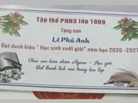 “Học sinh xuất giỏi”, “Hiệu trưởng khen gợi..” - dở khóc dở cười với những tấm giấy khen nhận xong chỉ muốn… cất sâu vô tủ