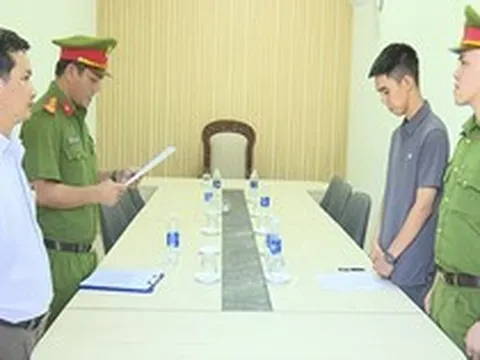 Ra quyết định khởi tố môi giới nhà đất Mai Văn Hoàng SN 1992