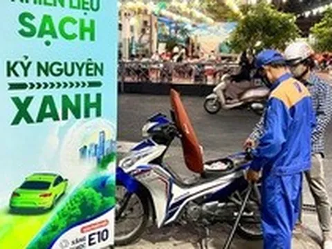 Giá xăng E10 được tính thế nào, rẻ hơn xăng khoáng ra sao?