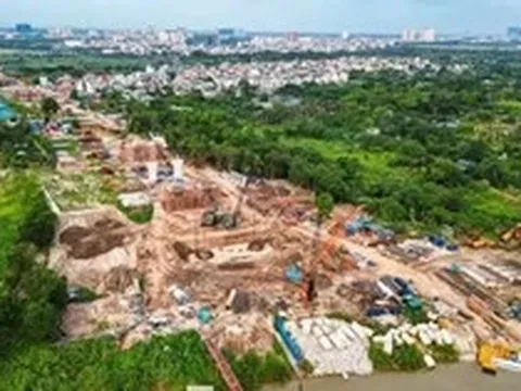 Hà Nội thông tin về tiến độ GPMB 9 dự án cầu vượt sông Hồng và sông Đuống