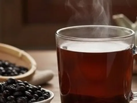 Người đàn ông ăn đậu đen mỗi ngày để “bổ thận”, kết quả khám khiến bác sĩ lập tức hỏi: “Anh đã làm gì vậy?”