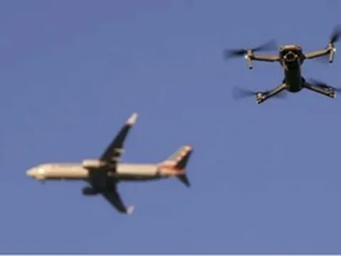 Phi công phát hiện UAV bay ngược hướng gần Nội Bài, 16 chuyến bay bị ảnh hưởng