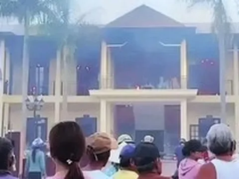 Đà Nẵng: Cháy trụ sở xã, nhiều phòng làm việc và tài liệu hư hỏng