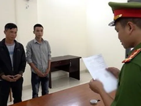 Tống đạt quyết định khởi tố chủ hộ kinh doanh phân bón Nguyễn Trung Hiếu SN 1987