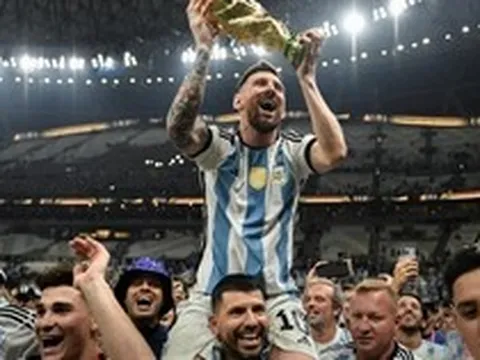 Vì sao ngày hội bóng đá lớn nhất hành tinh lại có tên là World Cup?