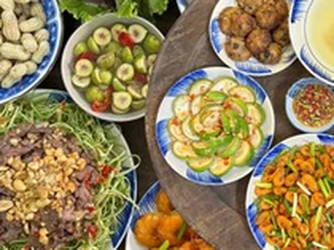15 mâm cơm mùa hè của mẹ đảm Hà Nội: Vừa thanh mát, vừa "đưa cơm", nhìn là muốn vào bếp nấu ngay