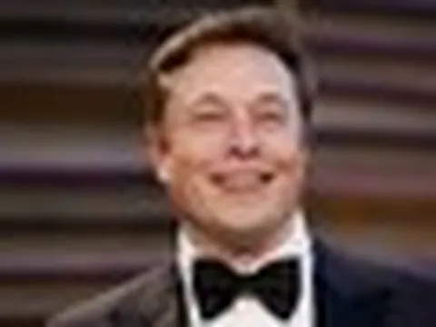 Elon Musk trở thành tỷ phú nghìn tỷ USD đầu tiên trên thế giới