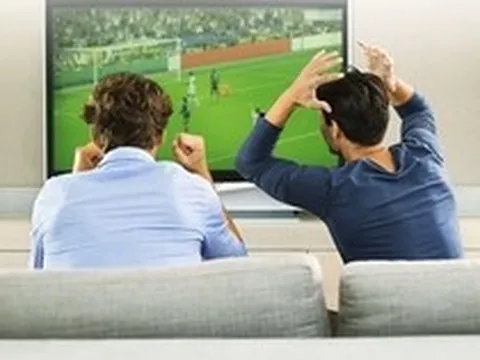 Cách bảo vệ não bộ khi thức khuya liên tục để xem World Cup