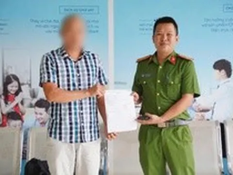 Công an xác minh giao dịch chuyển khoản gần 500 triệu đồng trong một tài khoản ngân hàng