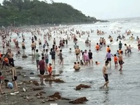 Một người bị sét đánh tử vong ở biển Đồ Sơn