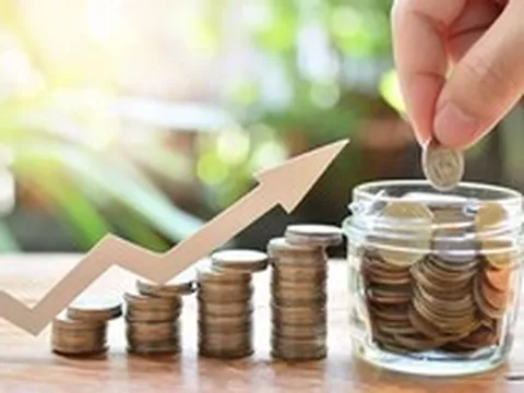 Thu nhập tăng gấp 4 nhưng chi tiêu gần như không đổi: Người đàn ông nghỉ làm trước tuổi 30 nhờ một nguyên tắc đơn giản