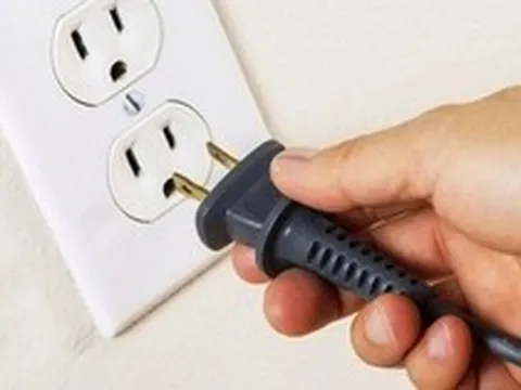3 thiết bị nên rút điện trước khi đi ngủ nhưng 90% người Việt không làm