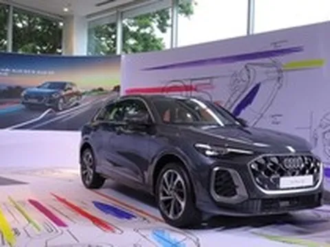 Audi đưa Q3 và Q5 thế hệ mới về Việt Nam, giá từ 2,099 tỷ đồng