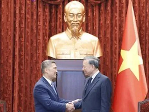 Tổng Bí thư, Chủ tịch nước Tô Lâm tiếp Quyền Bộ trưởng Hải quân Hoa Kỳ Hùng Cao