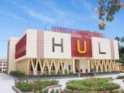 Việt Nam có 1 đại học vùng sở hữu đội ngũ 258 Giáo sư, Phó Giáo sư, 861 Tiến sĩ, hướng tới mục tiêu vào top 300 trường hàng đầu châu Á