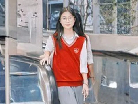 Không 'cày' lò luyện, nữ sinh vẫn đỗ 3 trường chuyên, thủ khoa Ngoại ngữ