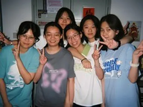 Nghiên cứu của Harvard trên 70 triệu người tiết lộ sự thật: Muốn thăng tiến và tăng 20% thu nhập, hãy kết bạn với loại người này