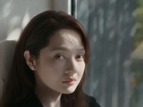 Nữ ca sĩ Việt mờ nhạt nhiều năm vừa trở lại leo top 1 cả nước, giọng hát là “vũ khí” cực bén