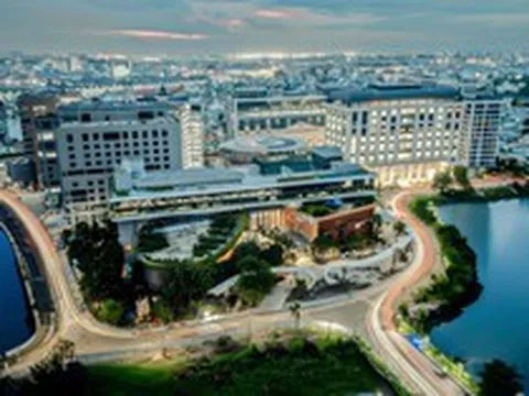 1 trường ĐH tăng 240 bậc trên BXH quốc tế trong 1 năm, lọt top 5 trường hàng đầu châu Á tại Việt Nam, thu hút 6.000 sinh viên từ hơn 40 quốc gia