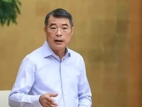 Thủ tướng: Không đẩy khó khăn cho người dân, doanh nghiệp khi thiết kế chính sách