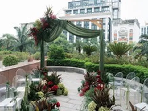 Một khách sạn 5 sao sở hữu phòng đại tiệc hơn 1.000 khách ở Hà Nội trở thành điểm hẹn mùa cưới 2026