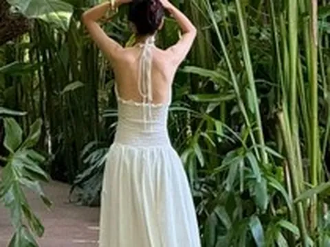 Mẹ đơn thân Phú Thọ lấy thiếu gia nhỏ hơn 2 tuổi, sống giữa khu nghỉ dưỡng rộng 12.000m2 vẫn bán hàng online để “mưu sinh”