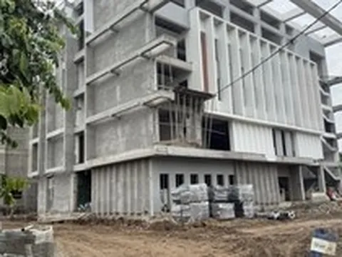 CHÚ Ý: Rất nhiều phụ huynh Hà Nội đang nhầm lẫn về thông tin tuyển sinh lớp 10 của 2 trường THPT trùng tên!