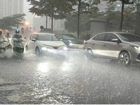 Mưa lớn trút xuống miền Bắc từ đêm nay (30/6), tâm điểm nơi nào?