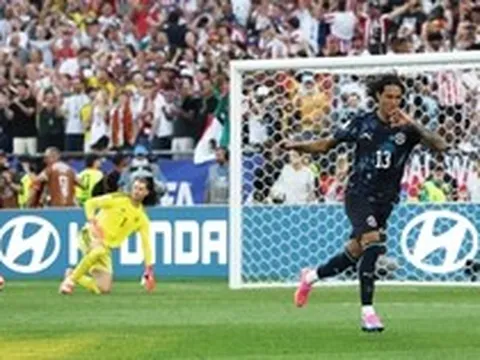 Đề xuất đổi cách tung đồng xu trước loạt luân lưu của FIFA bị bác bỏ