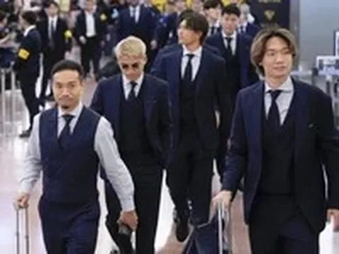 Cầu thủ Nhật Bản được chào đón như người hùng khi trở về từ World Cup