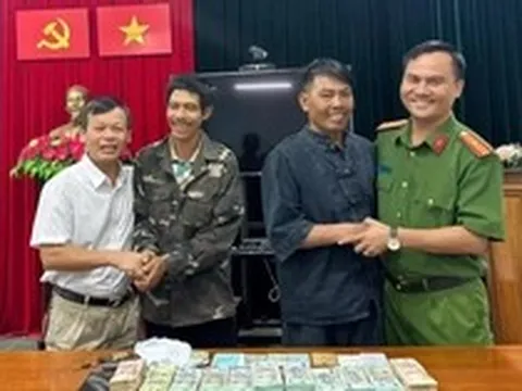 Người đàn ông mang hơn 1,2 tỷ đồng rồi đi lạc 550km vào rừng