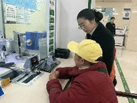 Khách gửi tiết kiệm hơn 9,6 tỷ đồng, 6 năm sau số dư chỉ còn 0 nhưng tòa án khẳng định: “Ngân hàng chỉ phải chịu 5% tổng thiệt hại”