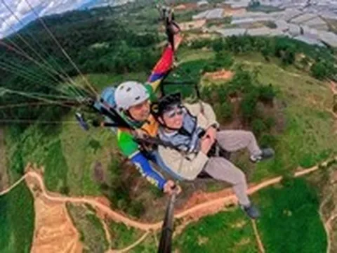 Lâm Đồng đón 12 triệu lượt khách dù sân bay Liên Khương tạm dừng khai thác