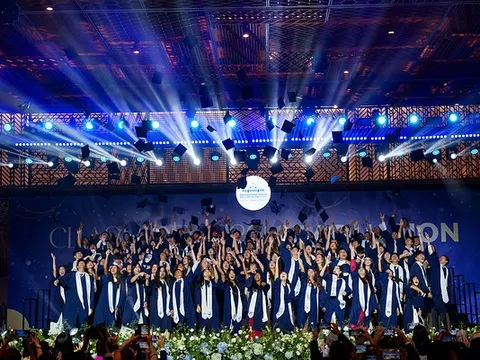Khóa tốt nghiệp năm 2026 của ISHCMC ghi nhận hai học sinh đạt điểm IB tuyệt đối và điểm trung bình toàn khóa đạt 34,5