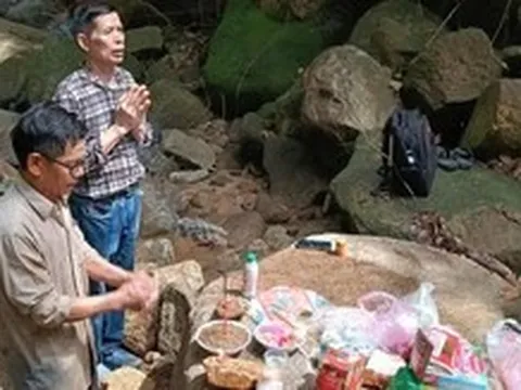 Xác định vị trí nghi có hơn 10 hài cốt liệt sĩ trên núi Hòn Tàu từ tin báo của người dân
