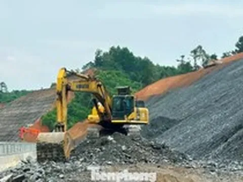 Cao tốc Hữu Nghị - Chi Lăng bị sạt trượt, yêu cầu khắc phục trước 30/8