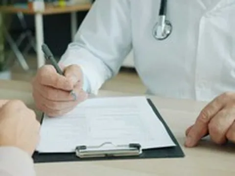 Vì sao chữ bác sỹ xấu là 'thương hiệu toàn cầu' chứ không riêng nước nào?