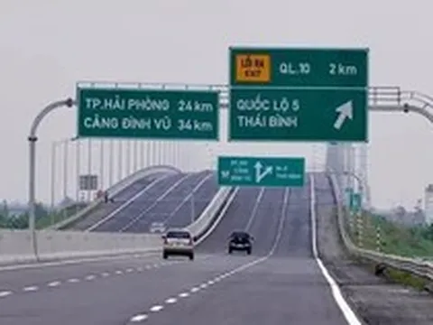 Thông tin mới về thí điểm làn vượt xe trên một số đường cao tốc