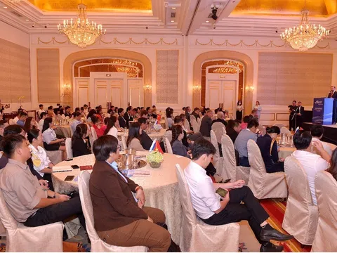 Phiên họp bên lề Diễn đàn Kinh tế Phương Đông chính thức diễn ra tại TP.HCM, nỗ lực tăng cường quan hệ thương mại Nga – Việt