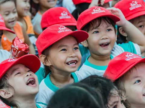 Chương trình Học bổng hơn 30 năm hoạt động, hỗ trợ gần 2.000 trẻ khó khăn đi học mỗi năm