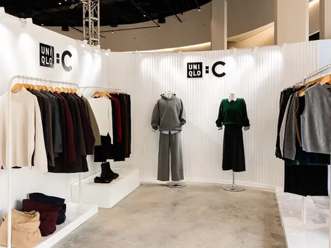Hợp tác cùng các nhà thiết kế quốc tế: Clare Waight Keller, Uniqlo U và JW ANDERSON