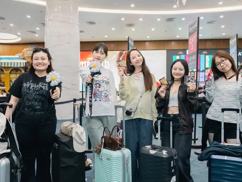 Fan đổ về Ocean City check in G-DRAGON 2025 WORLD TOUR [Übermensch] IN HANOI, háo hức chờ concert lịch sử