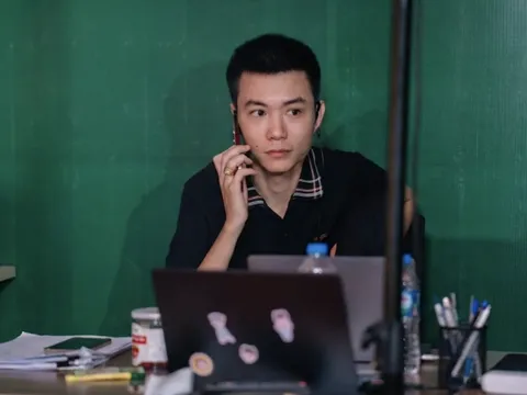 [Nghe và ngẫm #3] - 10 năm "lăn xả" với ngành truyền thông: Đạo diễn trẻ Nam Thương mại và câu chuyện đến với ngành quảng cáo đầy khắc nghiệt