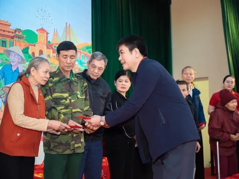 SABECO lan tỏa tinh thần “Chung Vị Tết Việt”, trao 300 phần quà Tết cho người dân Ninh Bình