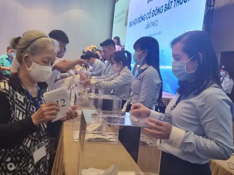 Vừa nhậm chức, tân chủ tịch Eximbank đã bị nhóm cổ đông đòi miễn nhiệm