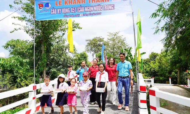 HÀNH TRÌNH CHUYỂN HÓA TỪ HỢP LỰC NỘI BỘ ĐẾN KIẾN TẠO MỘT CỘNG ĐỒNG KHỎE MẠNH HƠN CỦA ROCHE VIỆT NAM