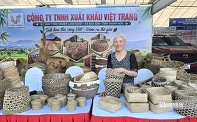 Nghệ nhân U80 đưa cây cói xuất ngoại thu về hàng triệu USD