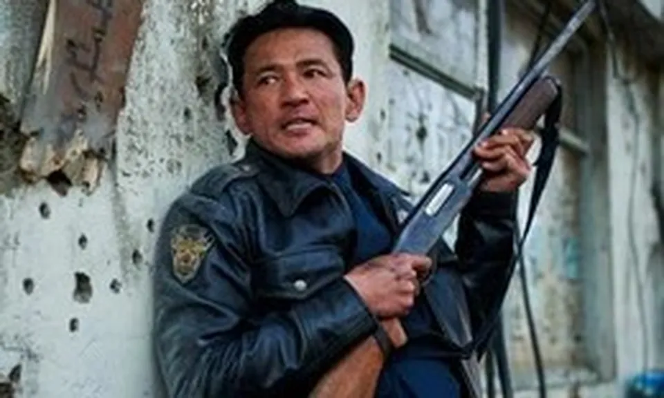 Phim Hope của Hwang Jung Min càng bị chê càng hút khán giả